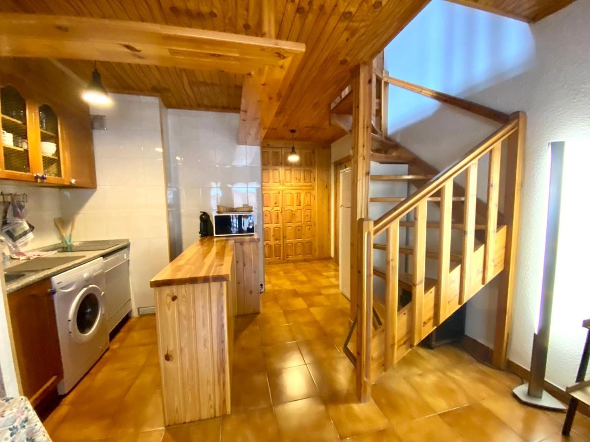 Deu Sol F Atic Apartment